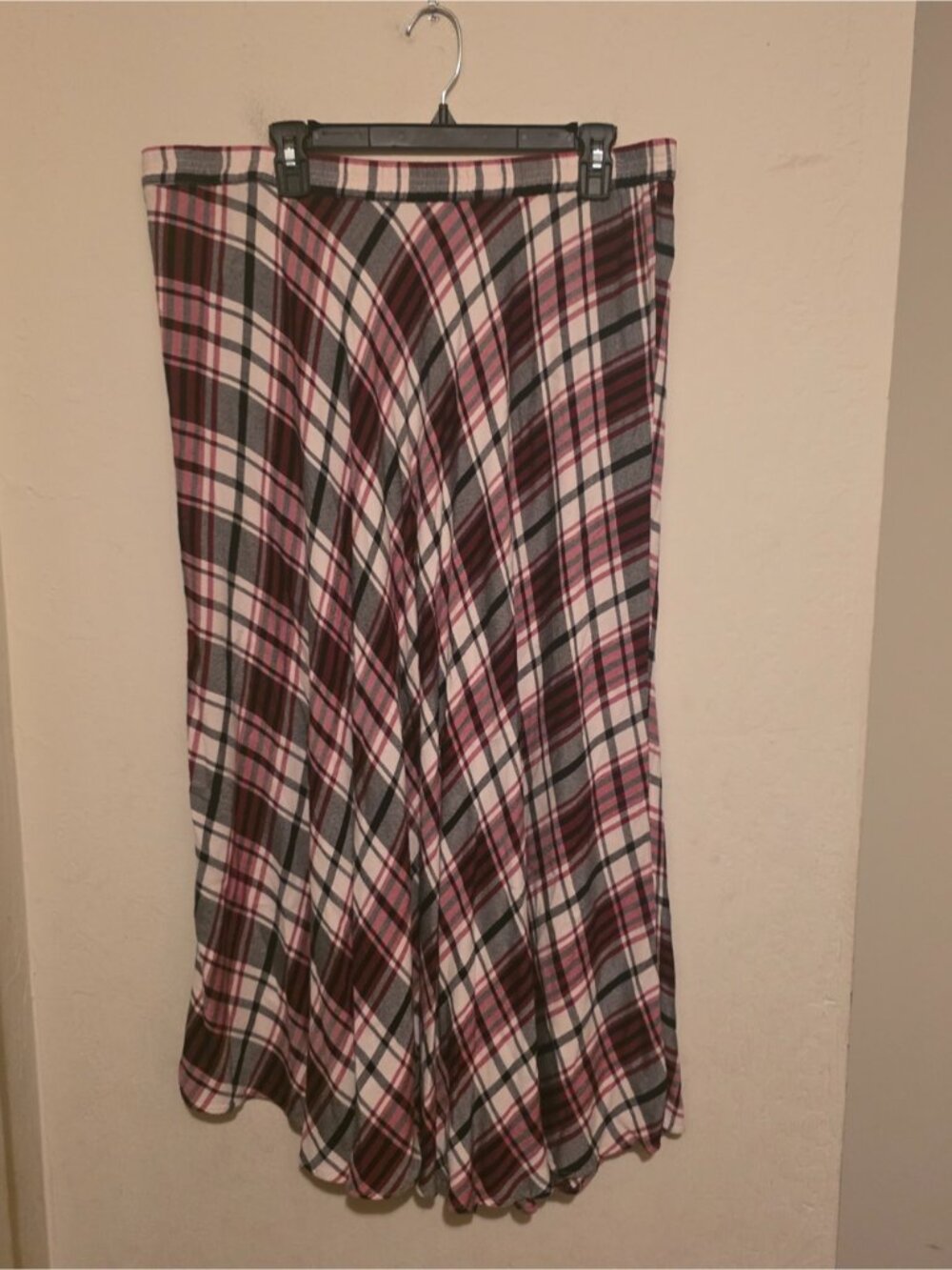 Chaps Plaid Maxi Skirt in Red , Black, and Cream Size XL